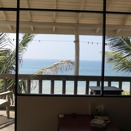 Mountain Wave Hotel And Surfshop Хіккадува Номер фото
